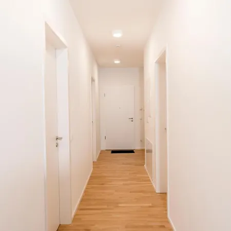 Casavia-apartments 01, City-center Boeblingen, Stellplatz, Balkon Böblingen